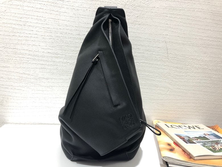 Ziva's Charm handbag – angled view (25cm*47cm*19cm)