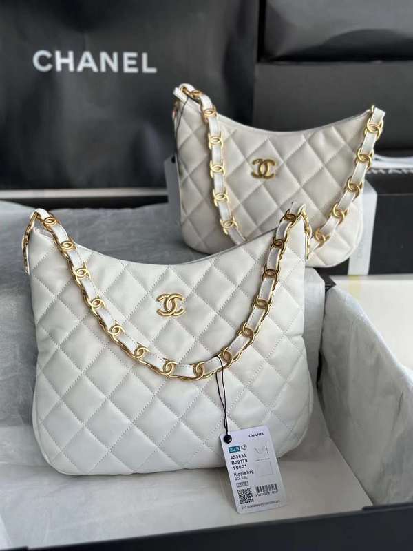 Zivas Charm Effortless Sophistication Everyday Handbag (Modern Wardrobe Staple) – Side Profile