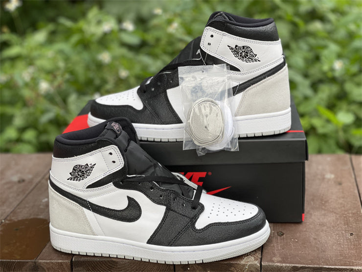 Nike Men's & Women's Iconic Street Trainers — Style 263 detail view