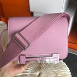  essential tote bag detail view showing craftsmanship 14