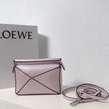 Ziva's Charm handbag – close-up view (18cm*7cm*13cm)