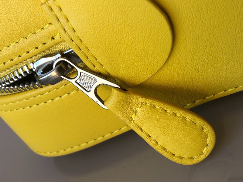 Sophisticated Vegan Leather Handbag - Smooth Faux-Leather Exterior | Women's Fashion Handbag #900 - hardware and detail close-up (image 5) of designer-inspired handbag
