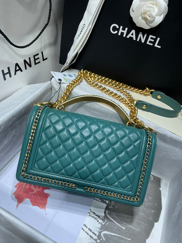  handbag, mid everyday style, image 3