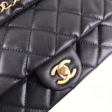 Zivas Charm Modern Edge Designer Handbag (Refined Modern Silhouette) – Close-Up Detail