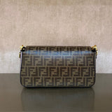 Ziva's Charm handbag – detail view (Standard Size)