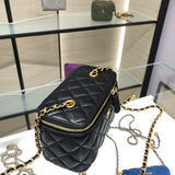  handbag, compact everyday style, image 5