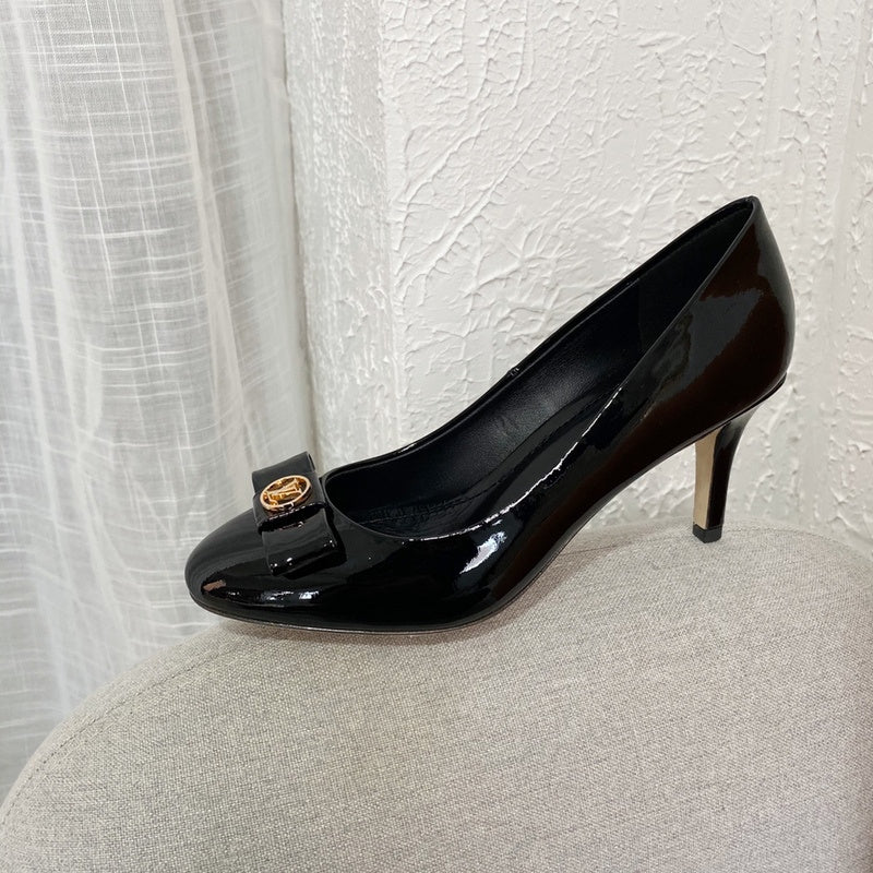 Louis Vuitton shoes Style 184 - angled studio shot