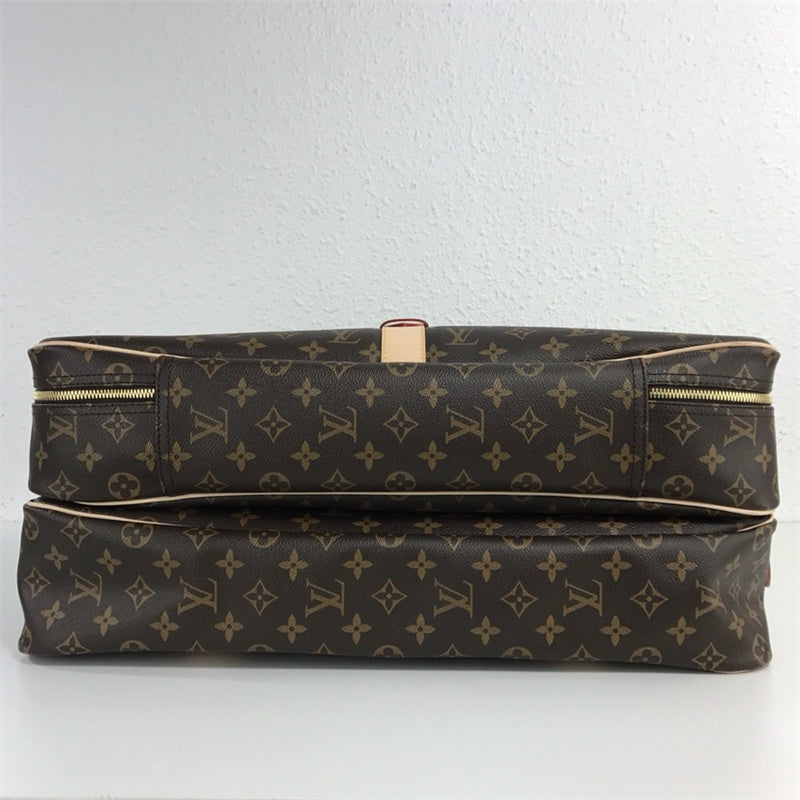  tote bag interior and compartment view 9
