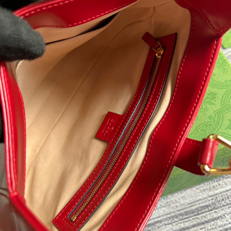 Interior view of sleek refined women's handbag – women's everyday handbag