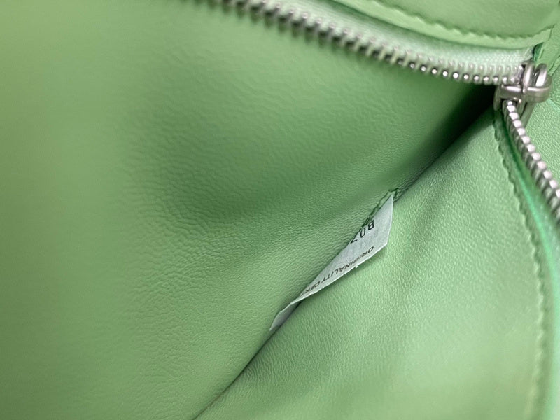 Timeless Vegan Leather Handbag - Chic Everyday Appeal | Women's Luxury Handbag #1628 - close-up detail shot (image 3) of designer-inspired handbag