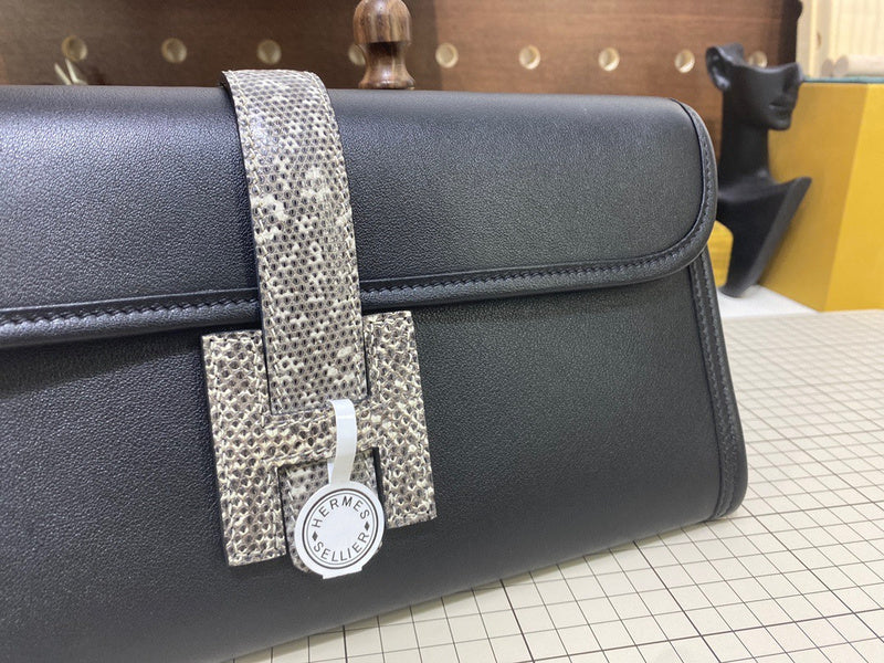 Close-up detail of fluid bag design