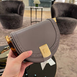 Ziva's Charm handbag – detail view (21cm*9cm*14cm)