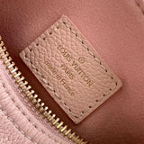  structured structured bag detail view showing craftsmanship 14