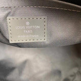 Side profile of premium everyday-luxe women's handbag – women's designer-style accessory