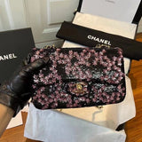  women's handbag, mid design, view 1
