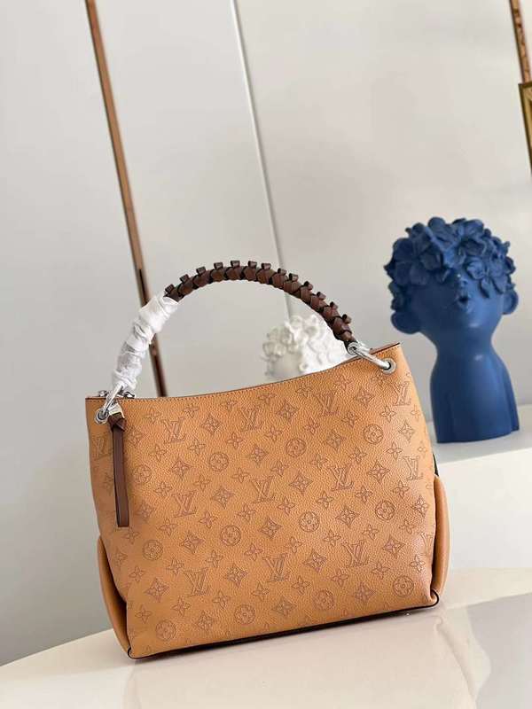 Styled lifestyle shot of sleek classic women's handbag – women's premium purse