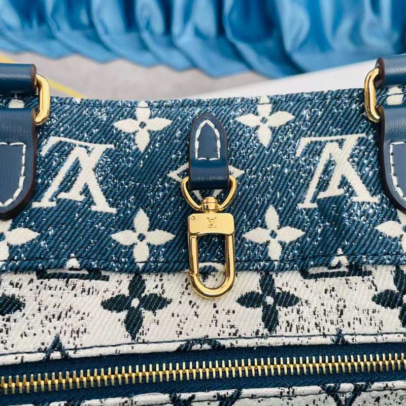 Top view of refined modern women's handbag – women's everyday handbag