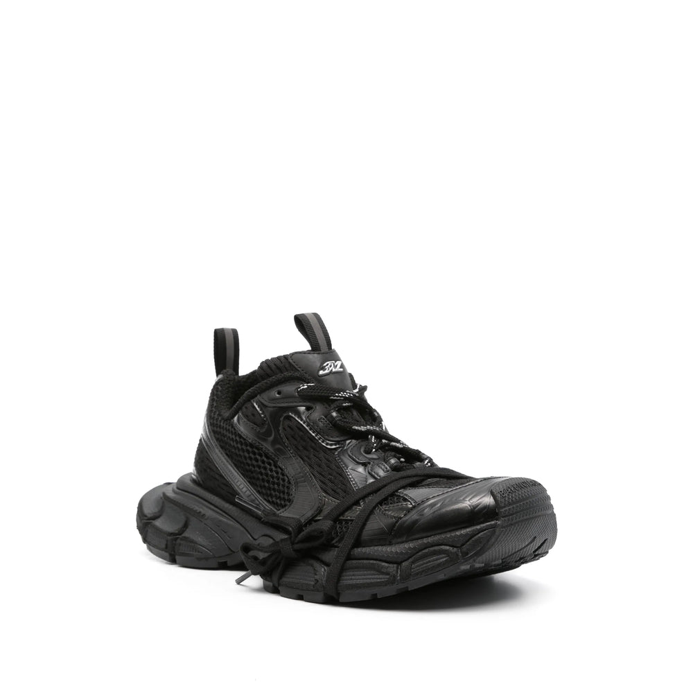 Balenciaga athletic side profile designer luxury fashion