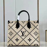 Front view of everyday-luxe elevated women's handbag – women's luxury accessory