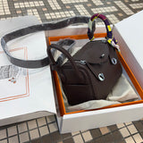 Sleek handbag styled for everyday wear