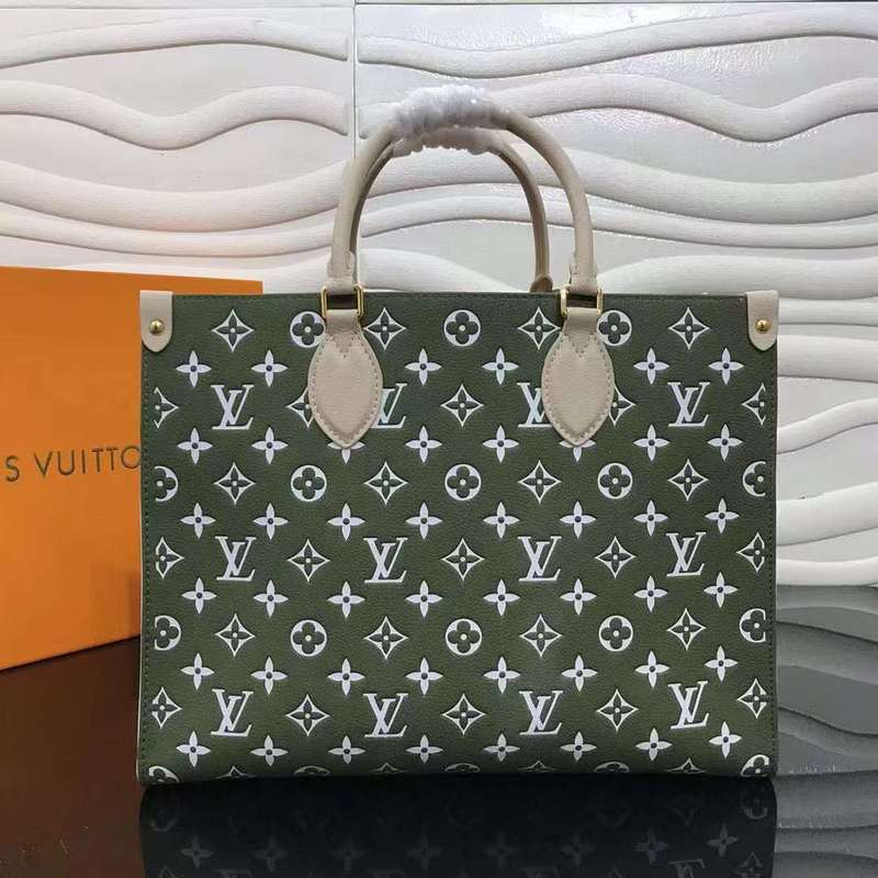 Interior view of signature premium women's handbag – women's luxury accessory