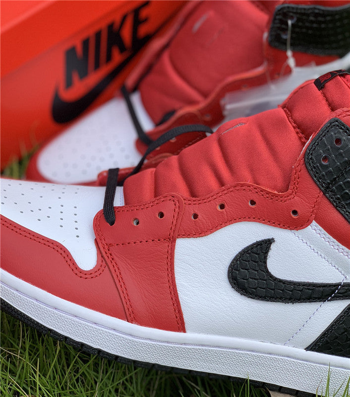 Nike Men's & Women's Premium Casual Sneakers — Style 052 close-up view