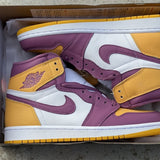 Nike Men's & Women's Iconic Street Trainers — Style 215 detail view