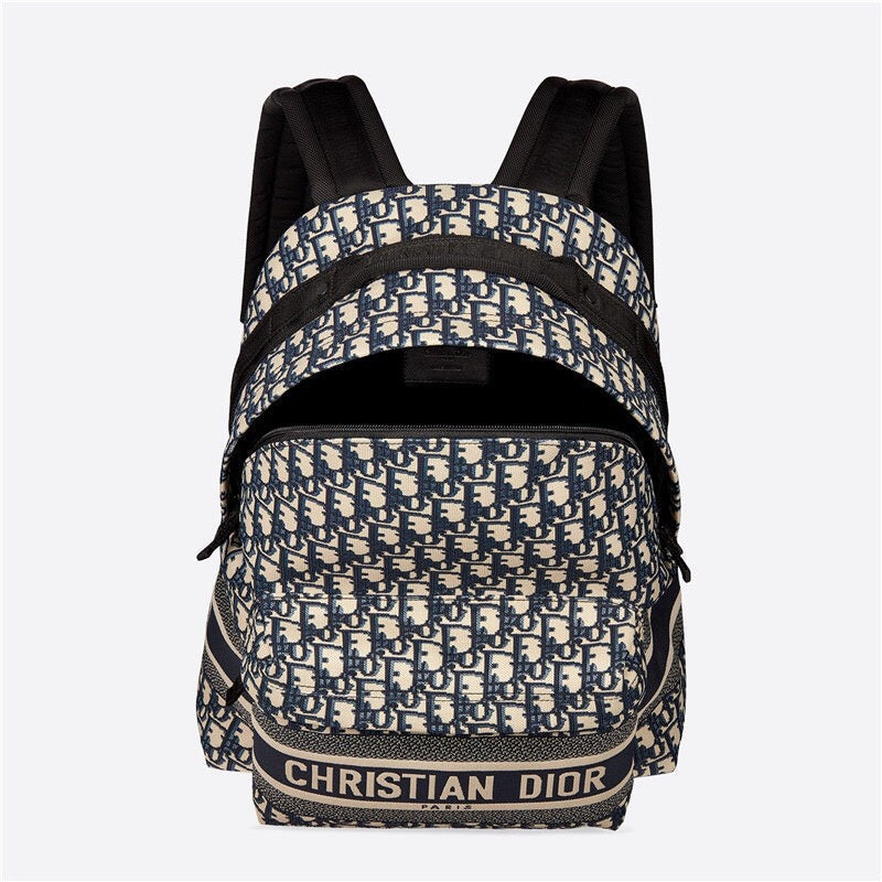 Styled lifestyle shot of sleek premium women's handbag – women's luxury accessory