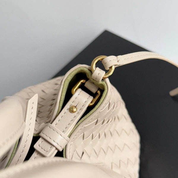 Bags? Bott V Small Pinacoteca Bag Elegant Everyday Designer Handbag