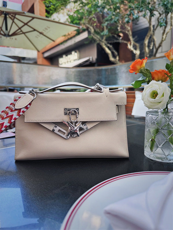 Graceful handbag styled for everyday wear