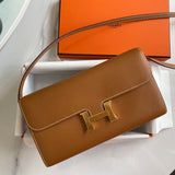  Modern tote bag carried on shoulder 10
