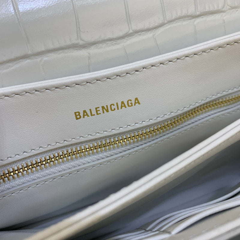 Statement Faux Leather Handbag - Modern Structured Build | Women's Luxury Handbag #429 - texture close-up (image 9) of designer-inspired handbag