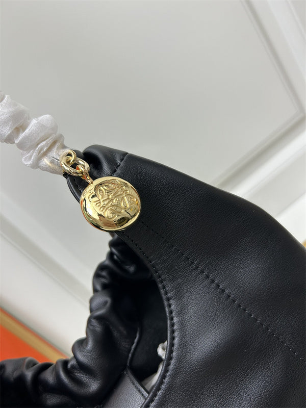 Ziva's Charm handbag – back view (34cm*27cm*14cm)