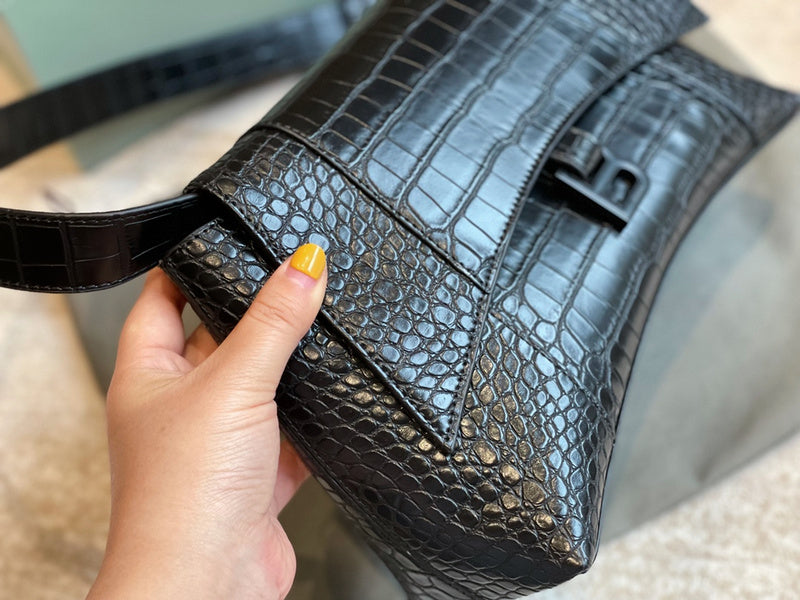 Ziva's Charm handbag – lifestyle view (one versatile size)