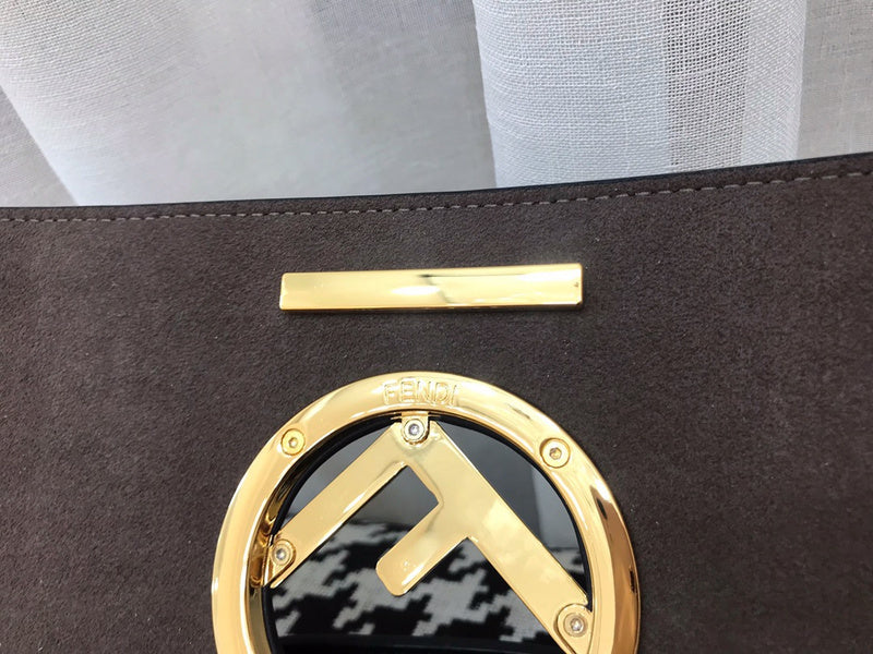 Ziva's Charm handbag – interior view (25cm*11cm*9cm)