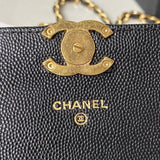  handbag, compact everyday style, image 5