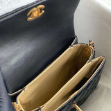 Zivas Charm Refined Structure Everyday Handbag (Considered Detail & Form) – Full Silhouette