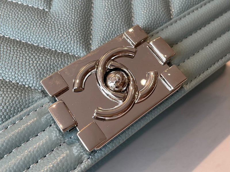  handbag, versatile everyday style, image 4