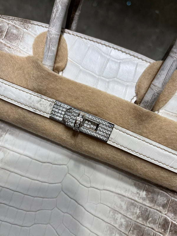 Close-up detail of effortless bag design