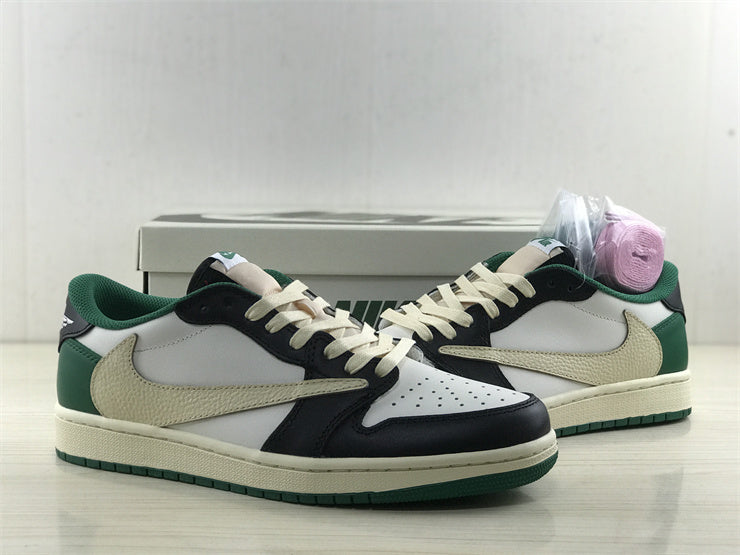 Nike clean off-white luxury sneakers view 16 classic court silhouette