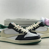 Nike clean off-white luxury sneakers view 16 classic court silhouette