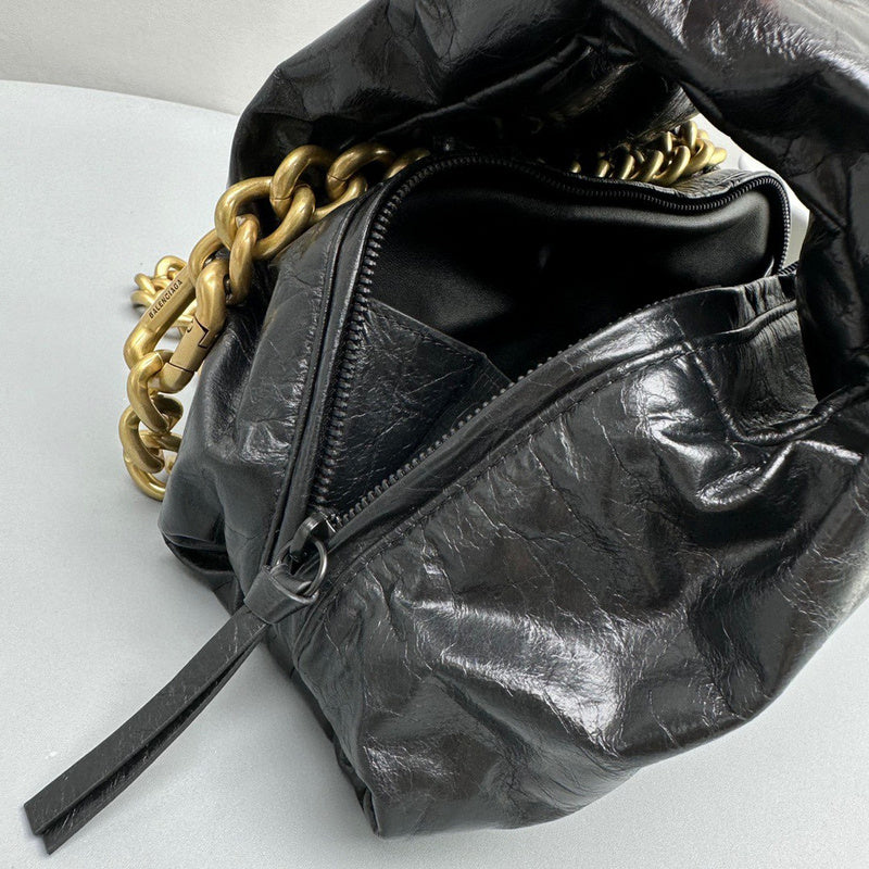Zivas Charm Streamlined Design Statement Handbag (Premium Everyday Carry) – Detail View