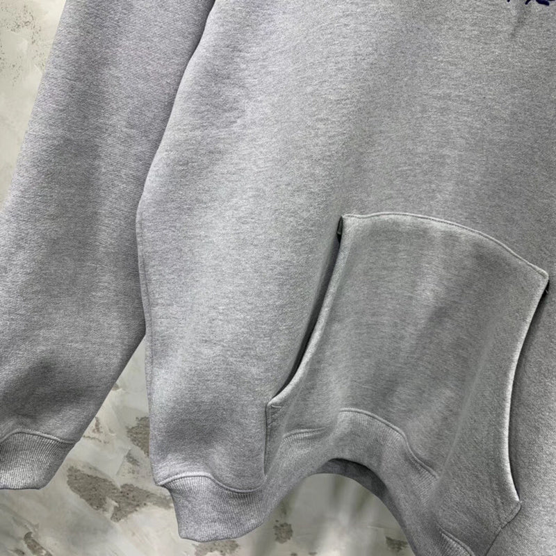 Three-quarter angle view of Balenciaga luxury piece style No.304