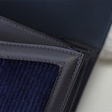  shopper bag interior and compartment view 9