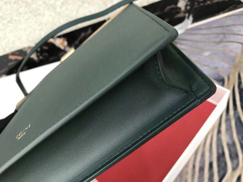 Side profile of elevated signature women's handbag – women's designer-style accessory