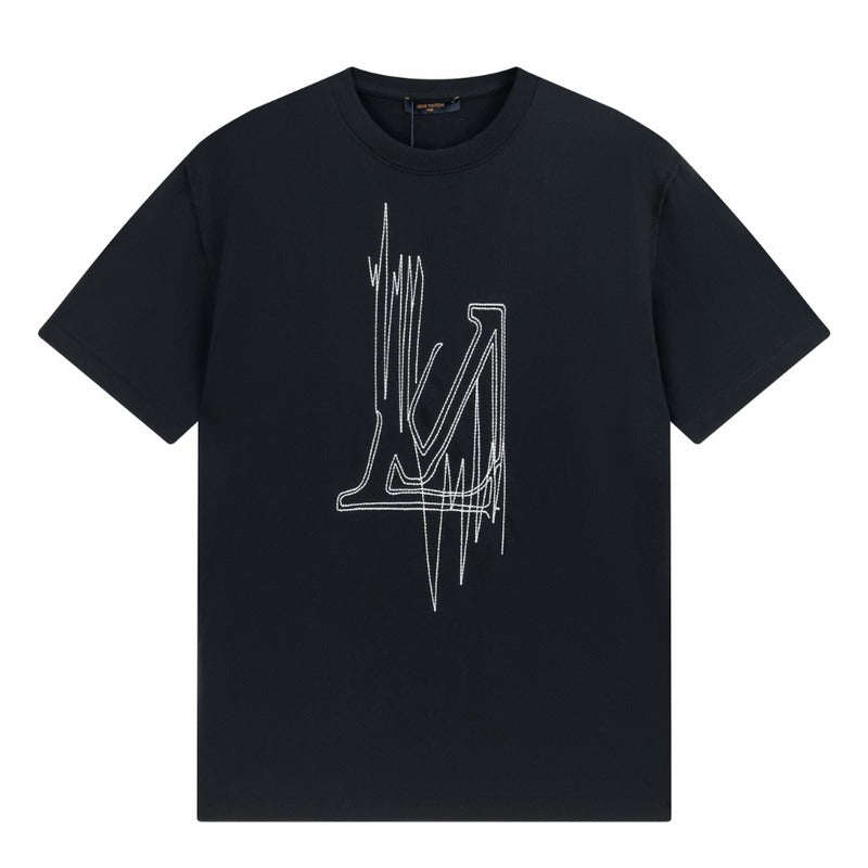 Side profile of Louis Vuitton cotton t-shirt with everyday silhouette
