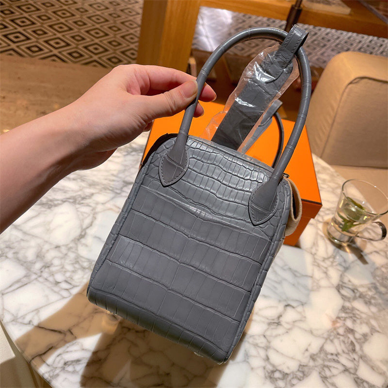 Everyday-Ready bag shown from front angle