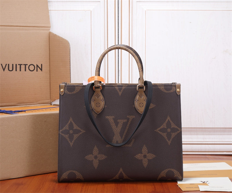  crossbody bag interior and compartment view 63