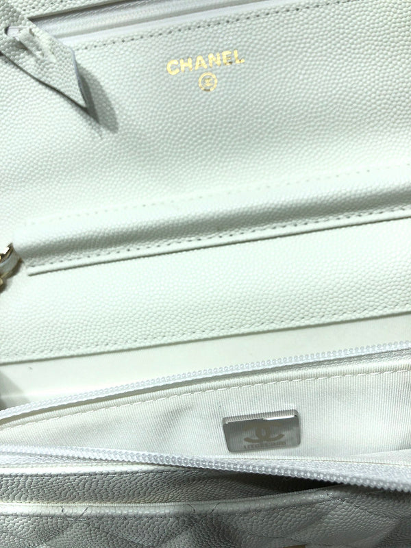  women's handbag, mid design, view 2