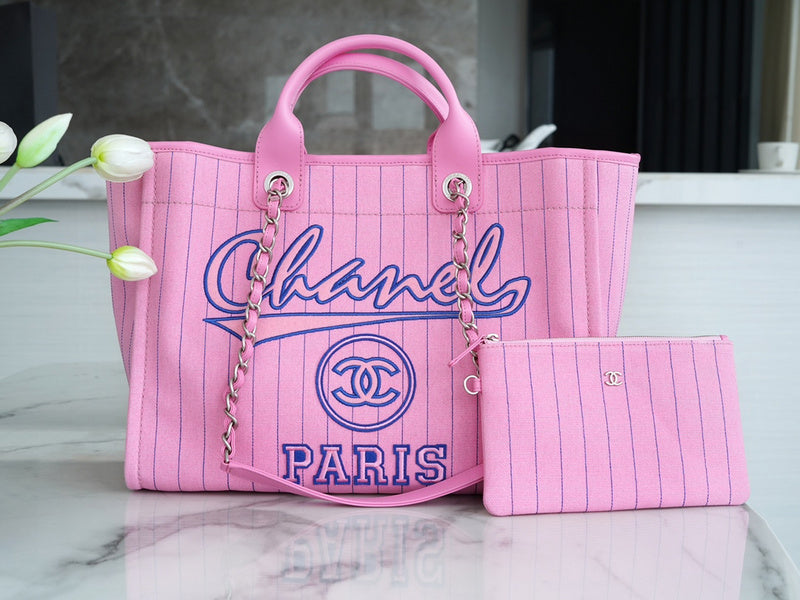  spacious purse view 7